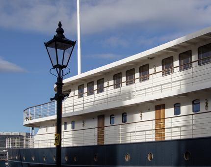 An old-fashioned lamppost next to the floating hotel, Fingal.