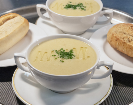 A bowl of cream soup 