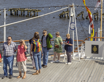 Visitors on the Verandah Deck. 